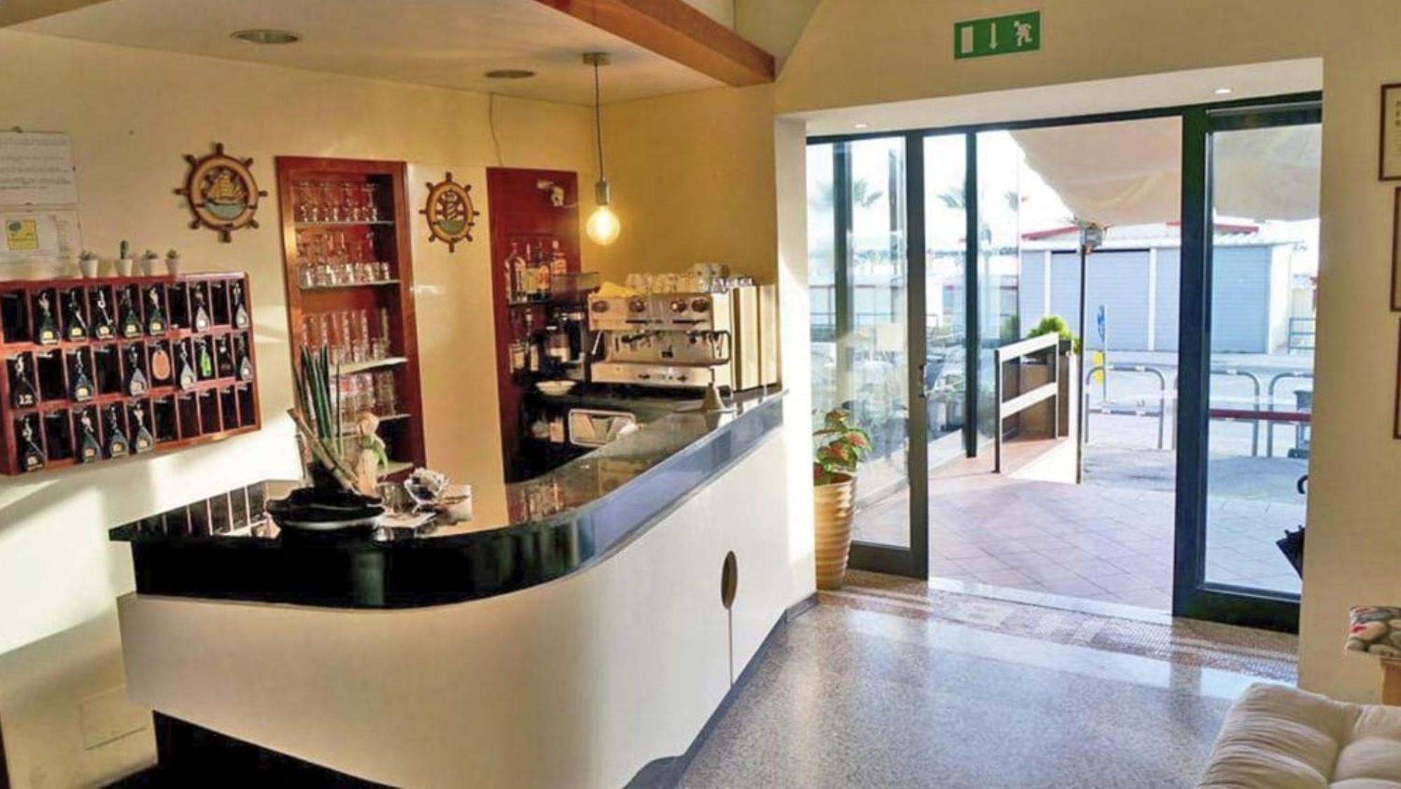 Hotel Bonaria Rimini Extérieur photo