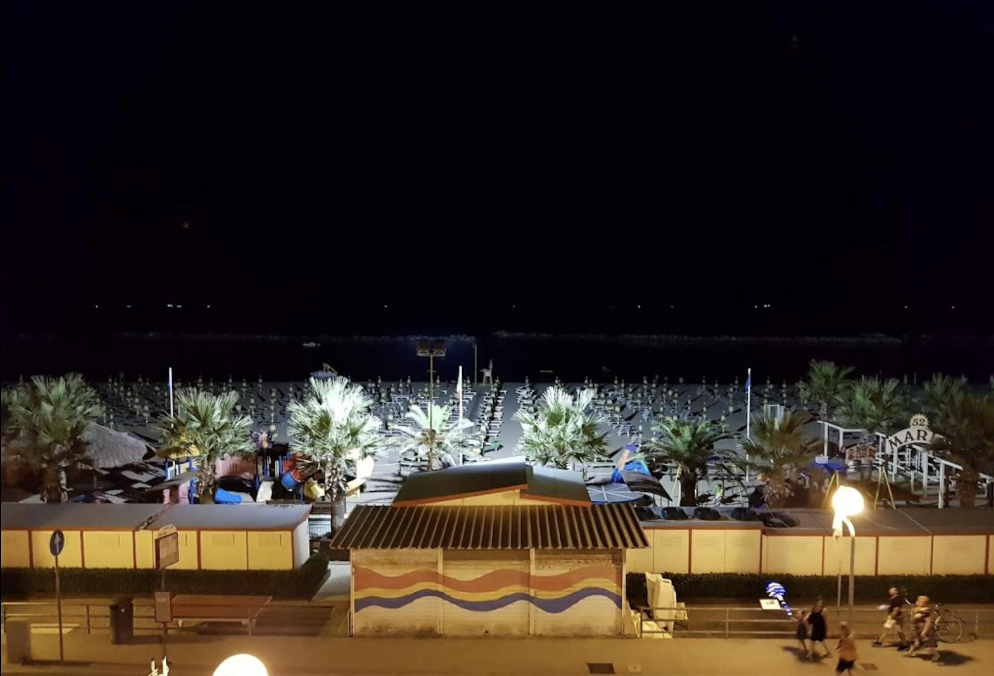 Hotel Bonaria Rimini Extérieur photo