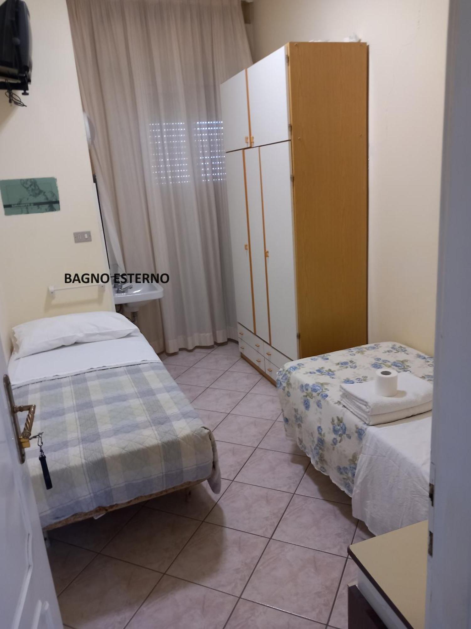 Hotel Bonaria Rimini Extérieur photo